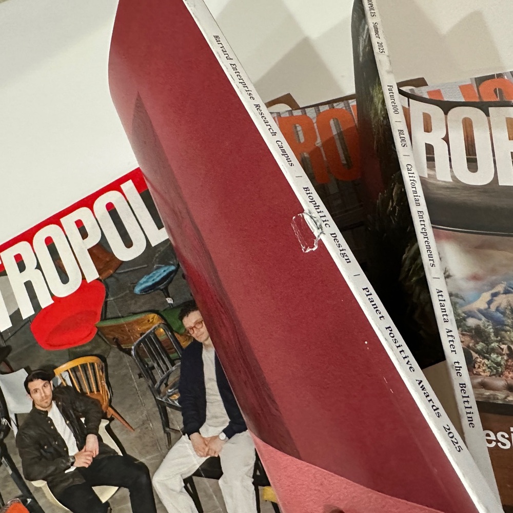 Metropolis Magazine Collection - Picture 12 of 12